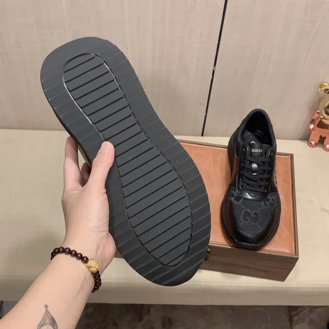 Men's men's shoes💰460💰💰🎩🎩[Lightning][Lightning] "Gucci*" The latest and most popular casual sports shoes, top brand [seduce] luxury~purchase, top~quality. [Strong] The upper is made of imported breathable cowhide with material ➕ breathable sheepskin feet (•) and fine workmanship. The original stylish and stylish soft rubber wear-resistant and non-slip outsole is light and comfortable on the feet. The real thing looks better when taken in real life. 413: code: 38-44, can be customized 45